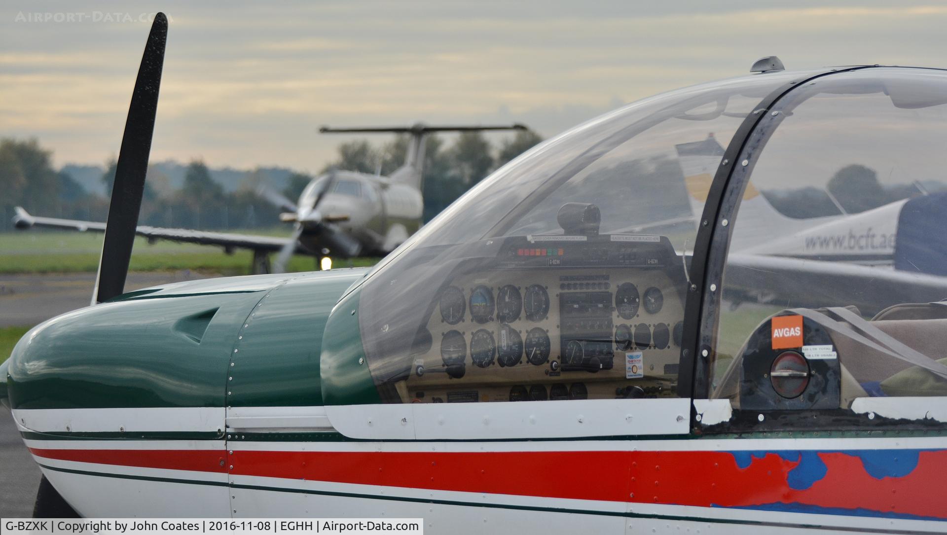 G-BZXK, 1994 Robin HR-200-120B C/N 286, Cockpit view of arriving PC12