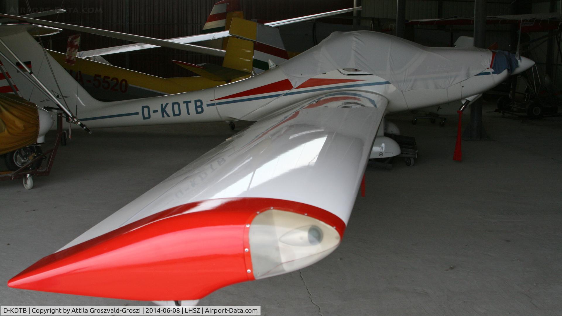 D-KDTB, 1981 Grob G-109A C/N 6089, Szentes Airfield, hungary