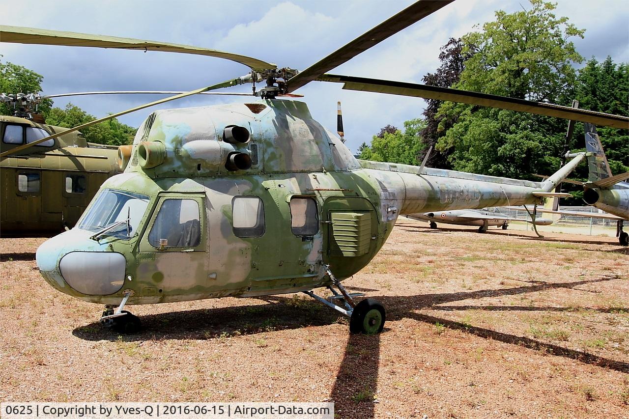 0625, Mil Mi-2M C/N 560625038, Mil Mi-2M, Preserved at Savigny-Les Beaune Museum