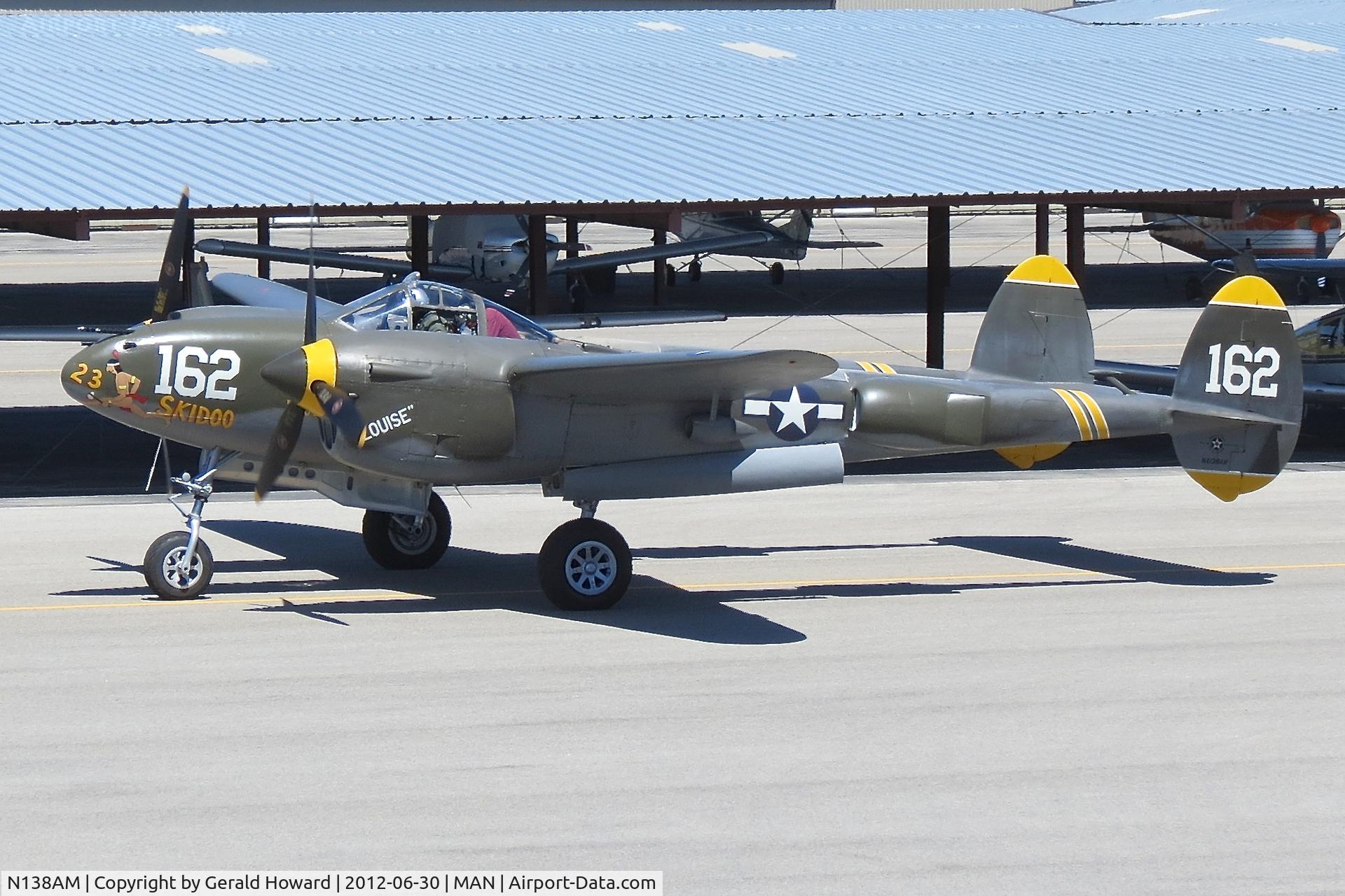 N138AM, 1943 Lockheed P-38J Lightning C/N 44-23314, Taxing to RWY 29.