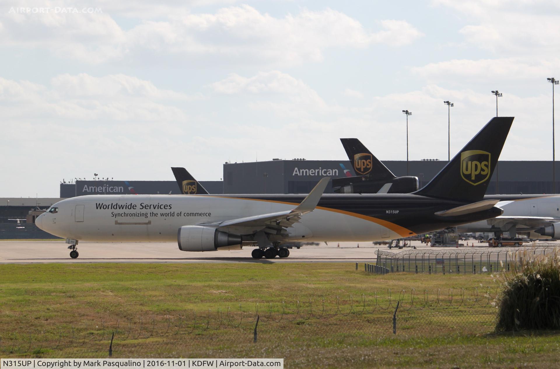 N315UP, 1996 Boeing 767-34AF C/N 27743, Boeing 767-300F