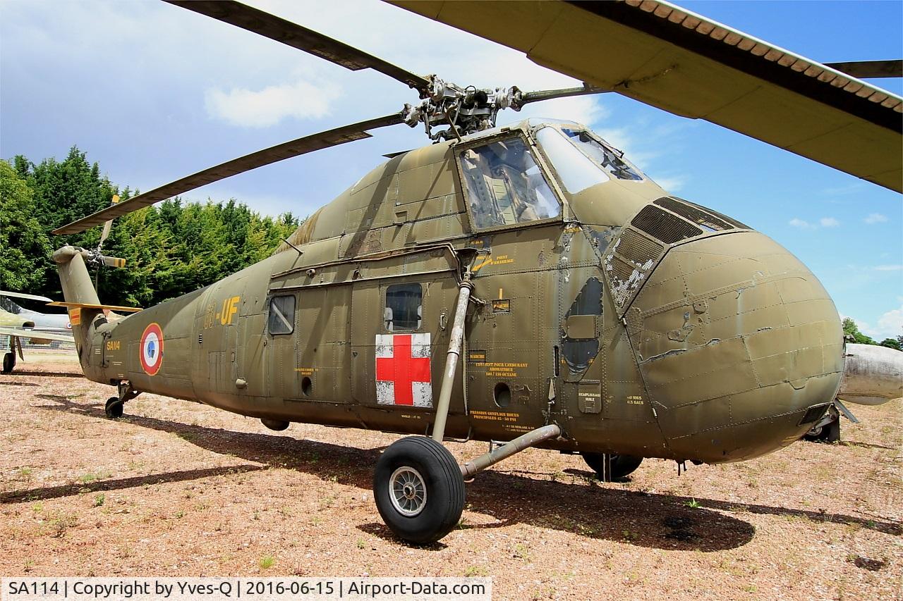 SA114, Sikorsky H-34A Choctaw C/N SA114, Sikorsky H-34A Choctaw, Preserved at Savigny-Les Beaune Museum