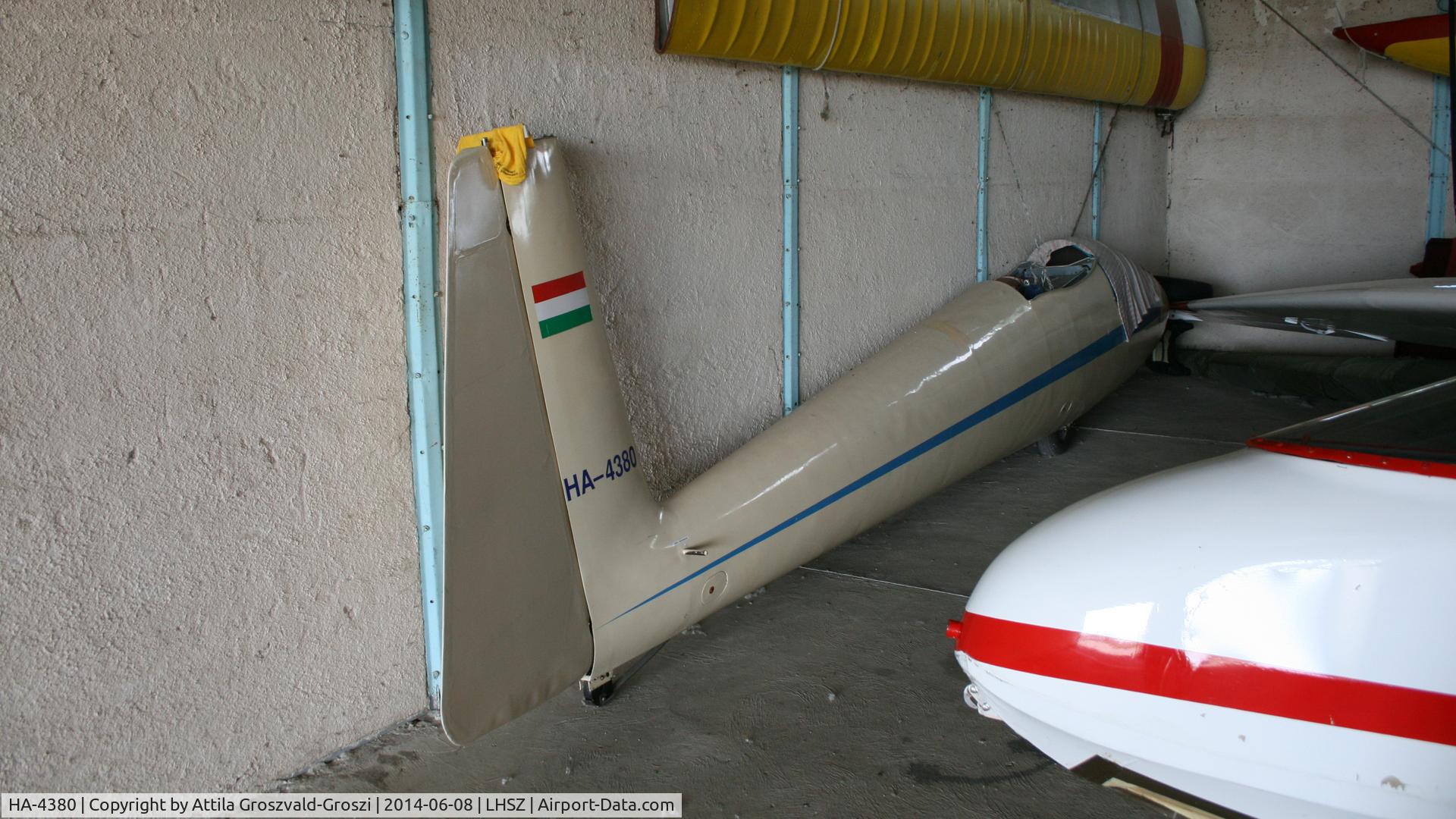 HA-4380, 1977 PZL-Bielsko SZD-30 Pirat C/N S-08.32, Szentes Airfield, hungary