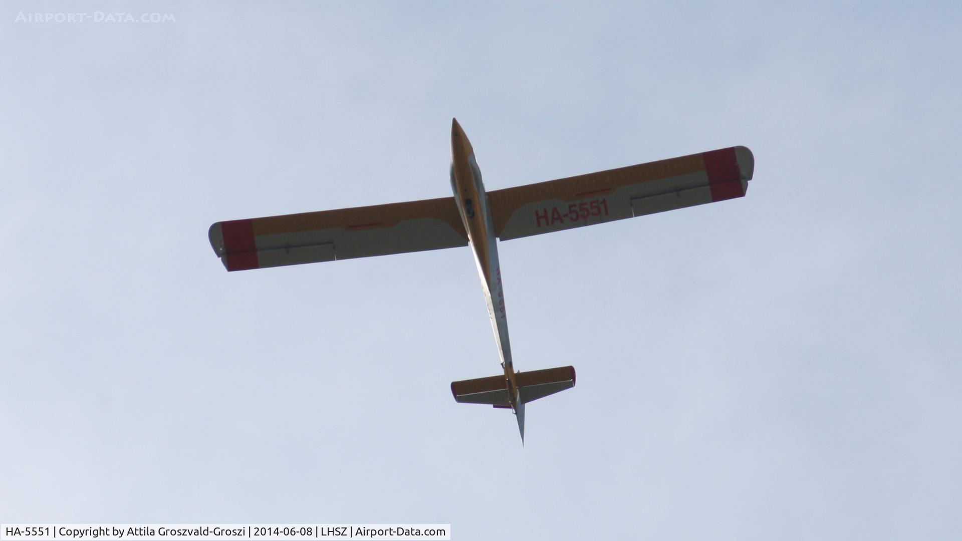 HA-5551, 1989 Rubik R-26SU Góbé 82 C/N AA800069, Szentes Airfield, hungary