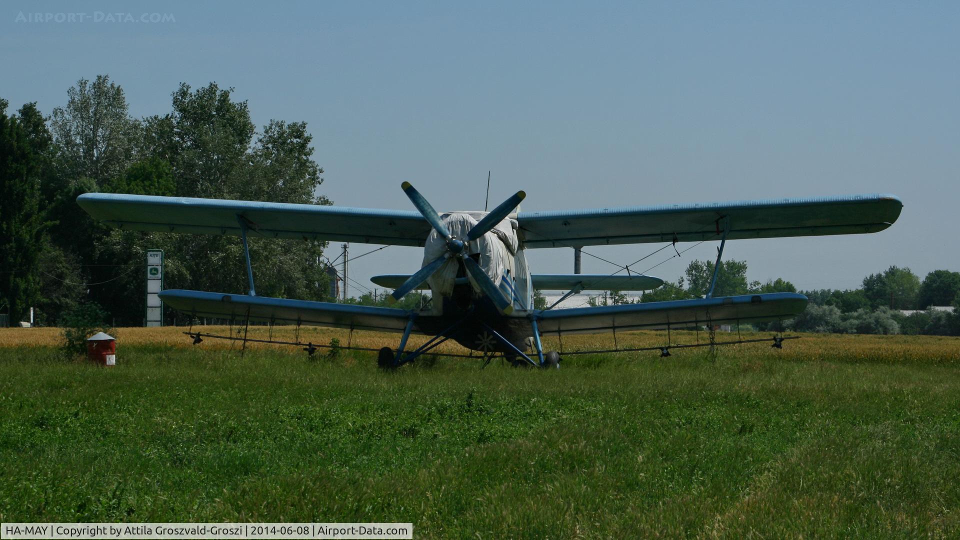 HA-MAY, 1979 PZL-Mielec An-2R C/N 1G185-40, Telekgerendás agricultural airport and take-off field. Hungary