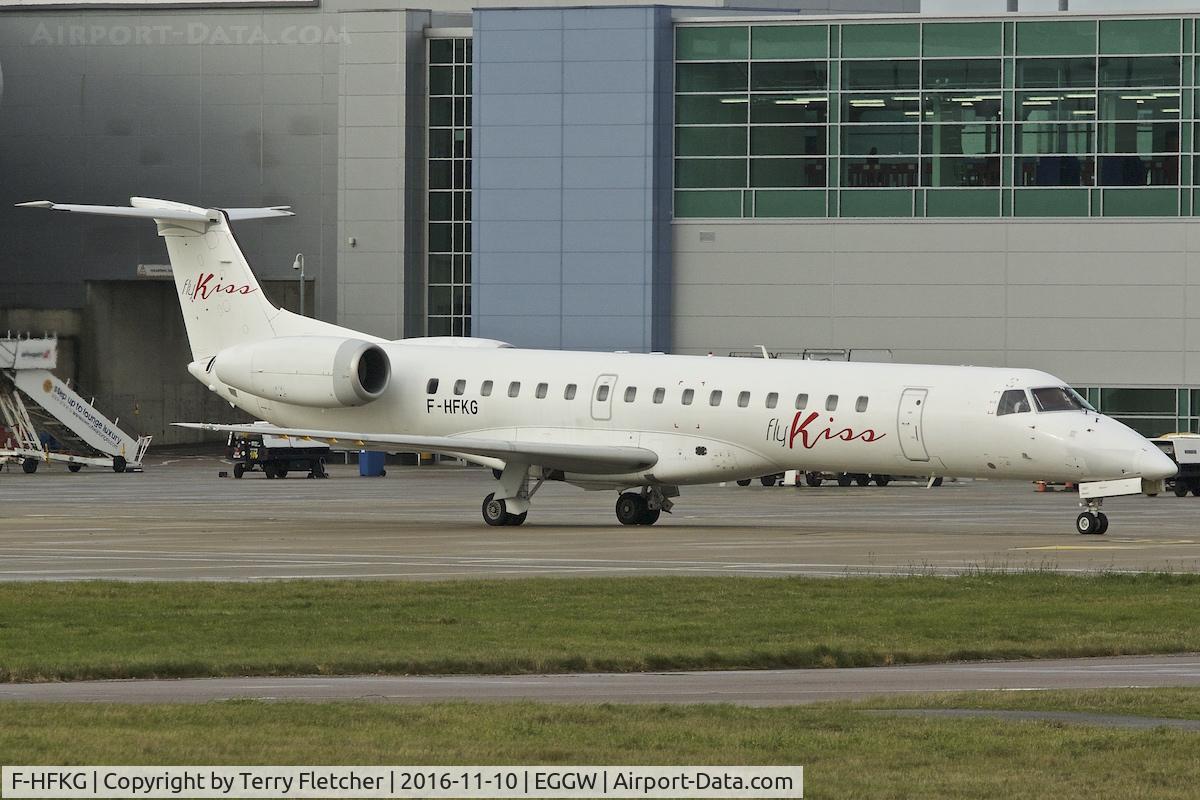 F-HFKG, 2000 Embraer ERJ-145LR (EMB-145LR) C/N 145253, 2000 Embraer ERJ-145LR, c/n: 145253 of French Airline , Kiss , at Luton