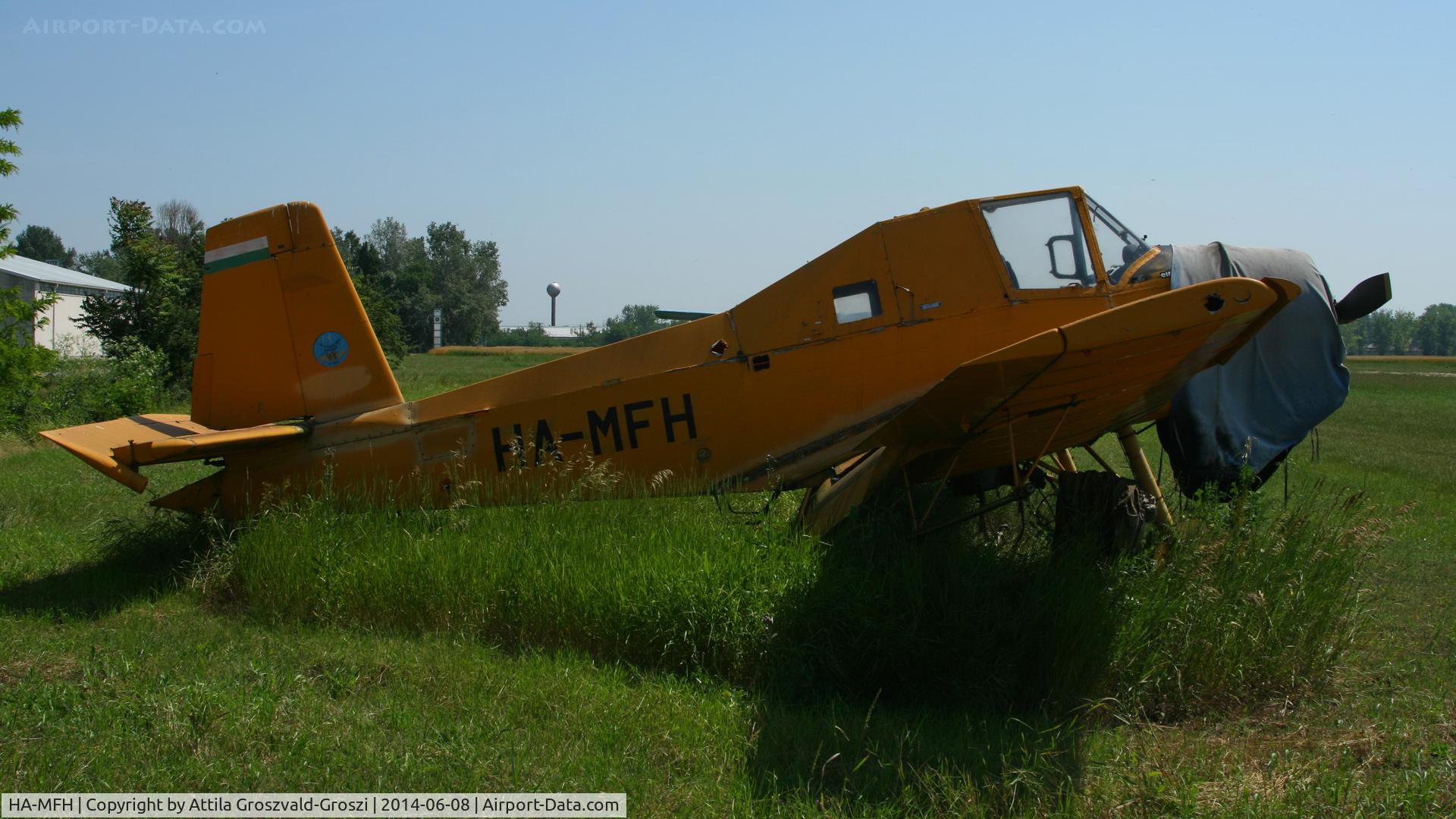 HA-MFH, Let Z-37P Cmelak C/N 17-07, Telekgerendás agricultural airport and take-off field. Hungary