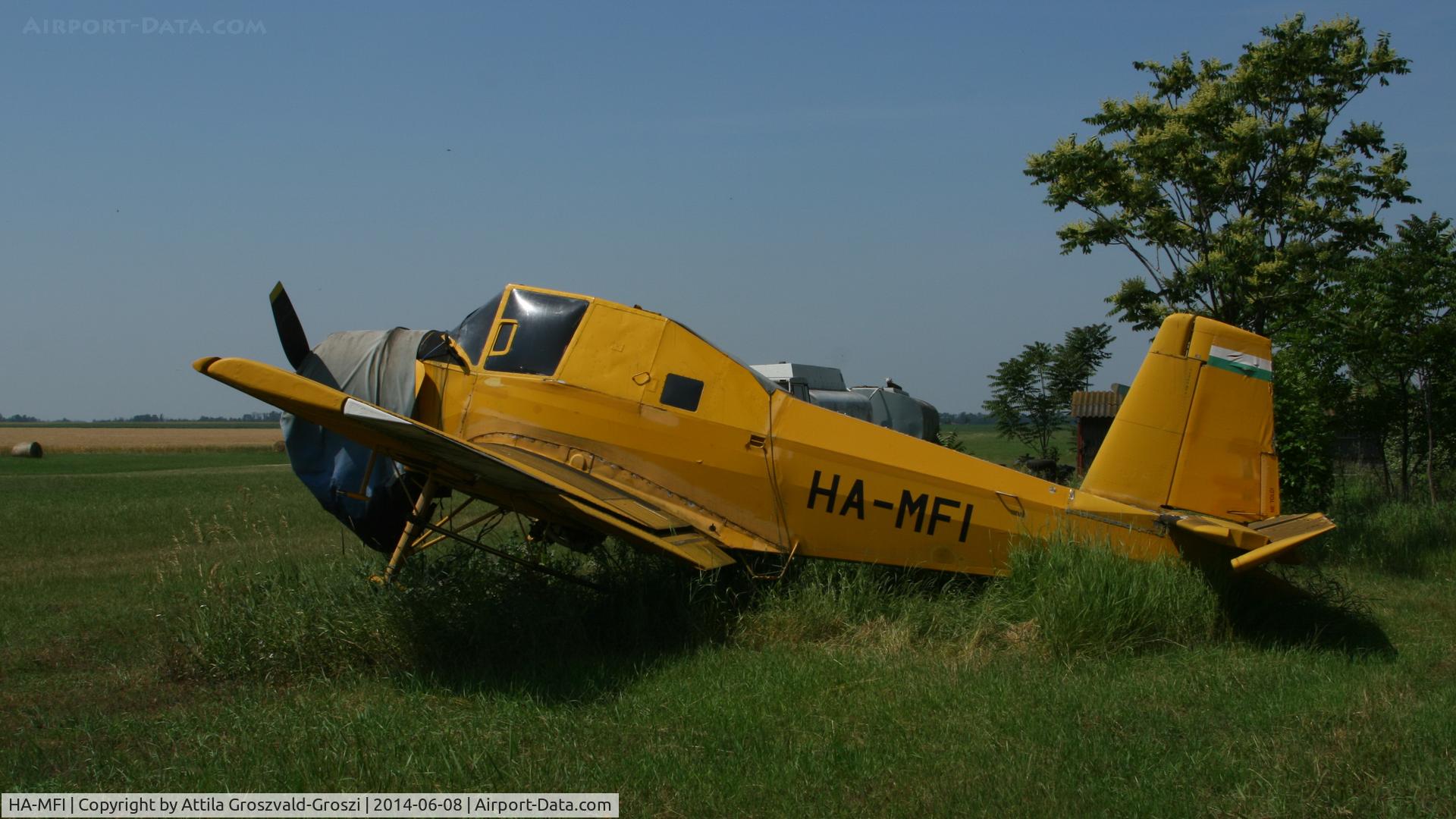 HA-MFI, Let Z-37P Cmelak C/N 17-13, Telekgerendás agricultural airport and take-off field. Hungary