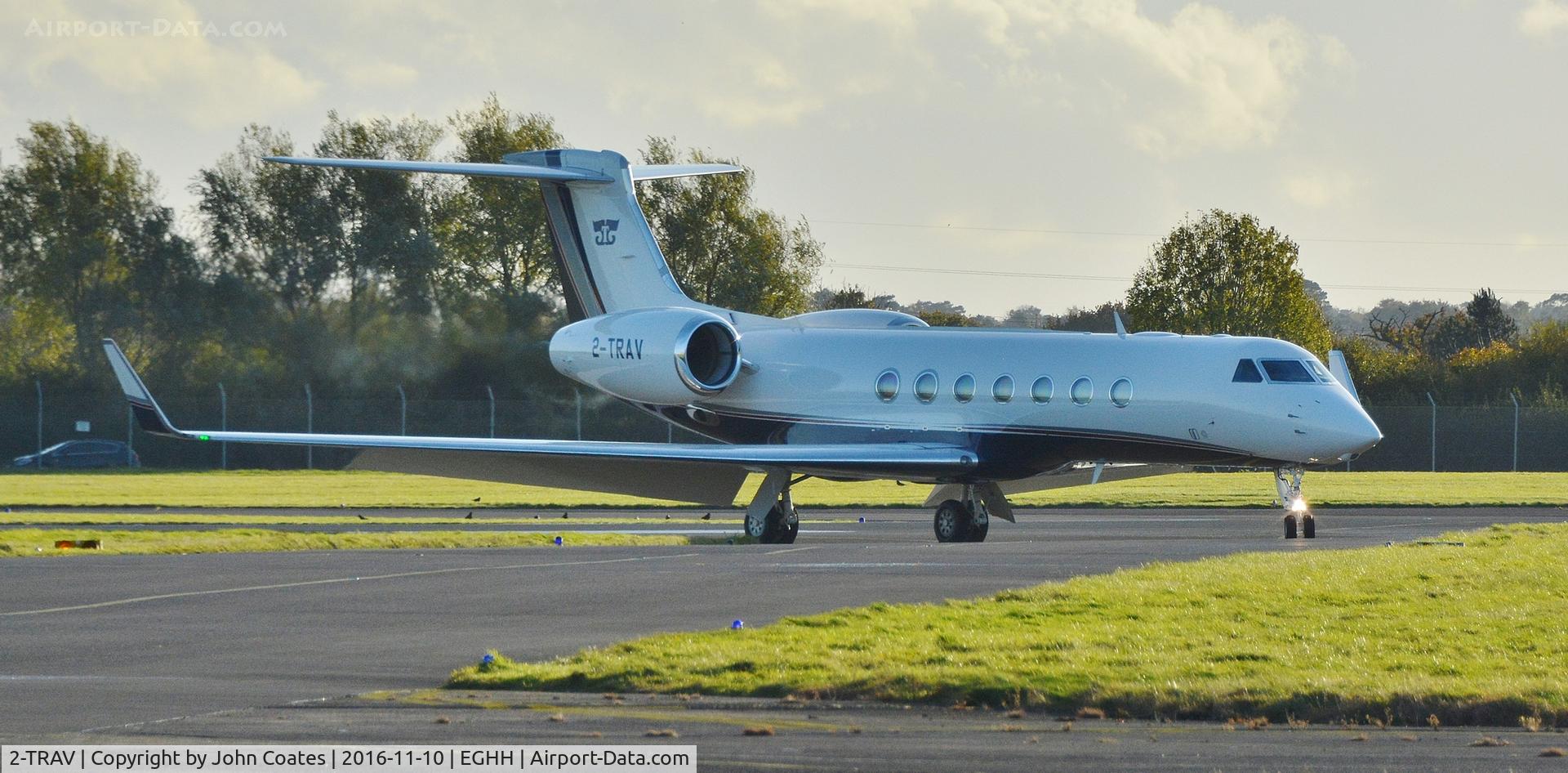 2-TRAV, 2013 Gulfstream Aerospace GV-SP (G550) C/N 5452, Vacating 26 on arrival