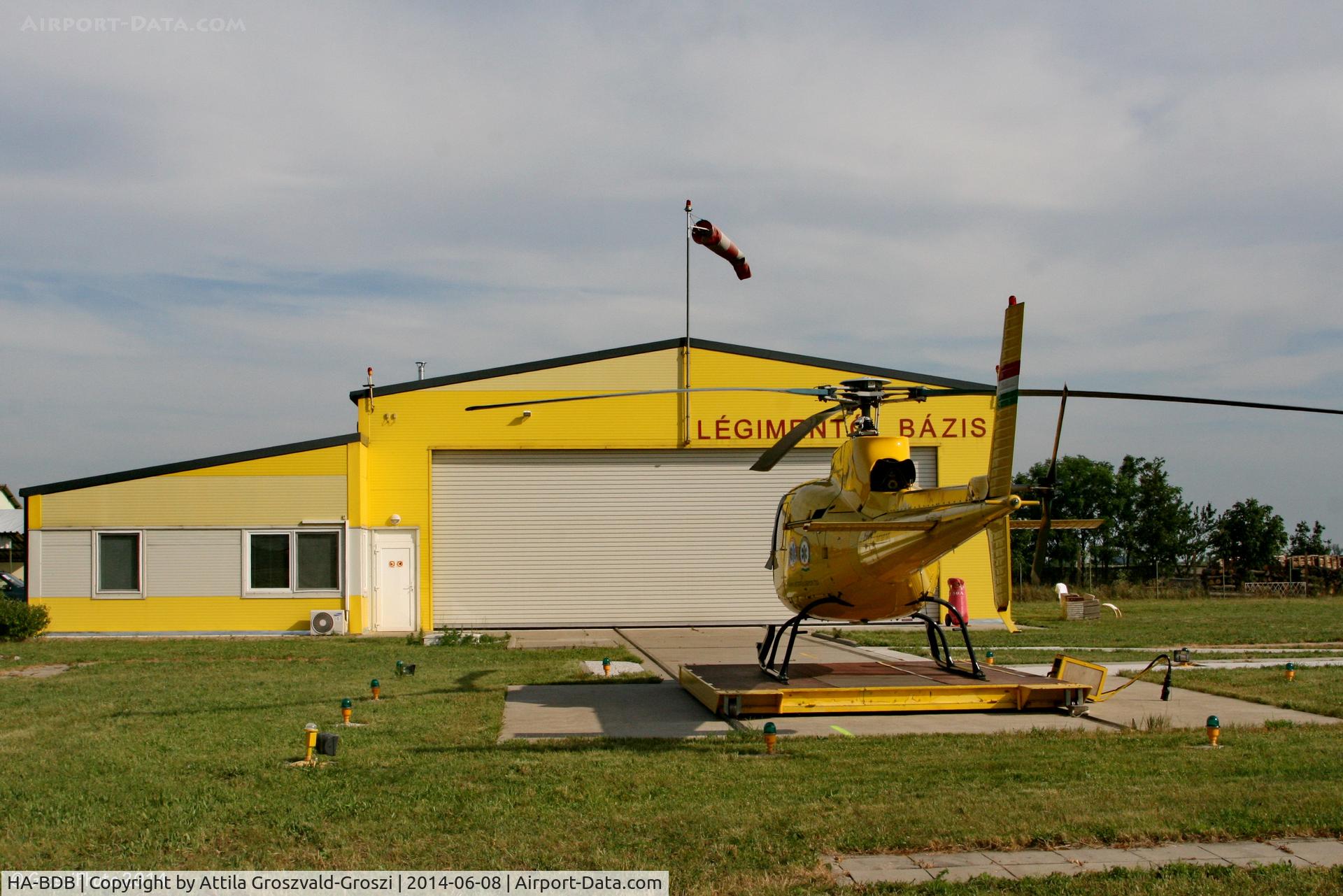 HA-BDB, 1992 Aérospatiale AS-350B Ecureuil C/N 2607, 5.No. air ambulance base, Szentes