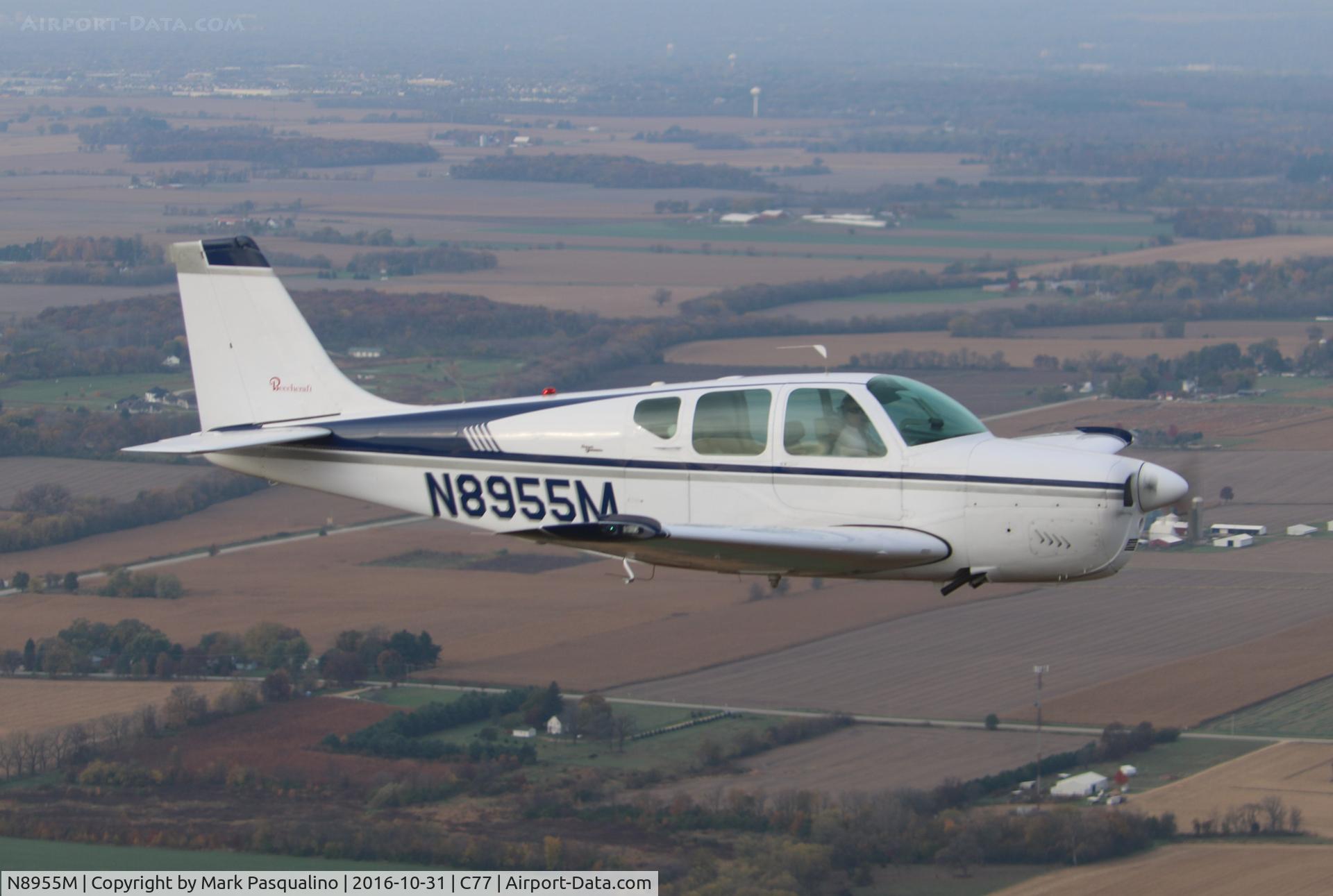 N8955M, 1963 Beech 35-B33 Debonair C/N CD-713, Beech B33