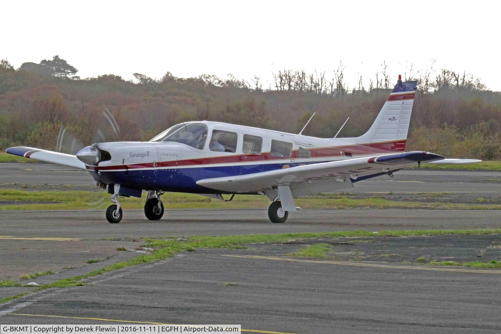 G-BKMT, 1981 Piper PA-32R-301 Saratoga SP C/N 32R-8213013, Saratoga SP, Swansea based, previously N8000Z, seen taxxing following Ferry duties.