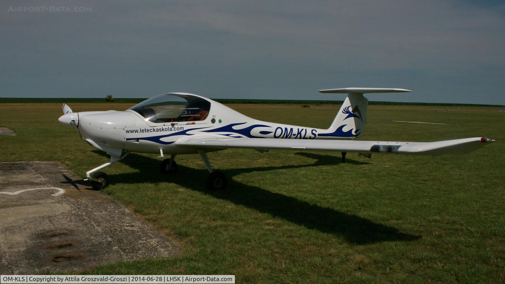 OM-KLS, 1997 Diamond DA-20A-1 Katana C/N 10306, Siófok-Kiliti Airport, Hungary