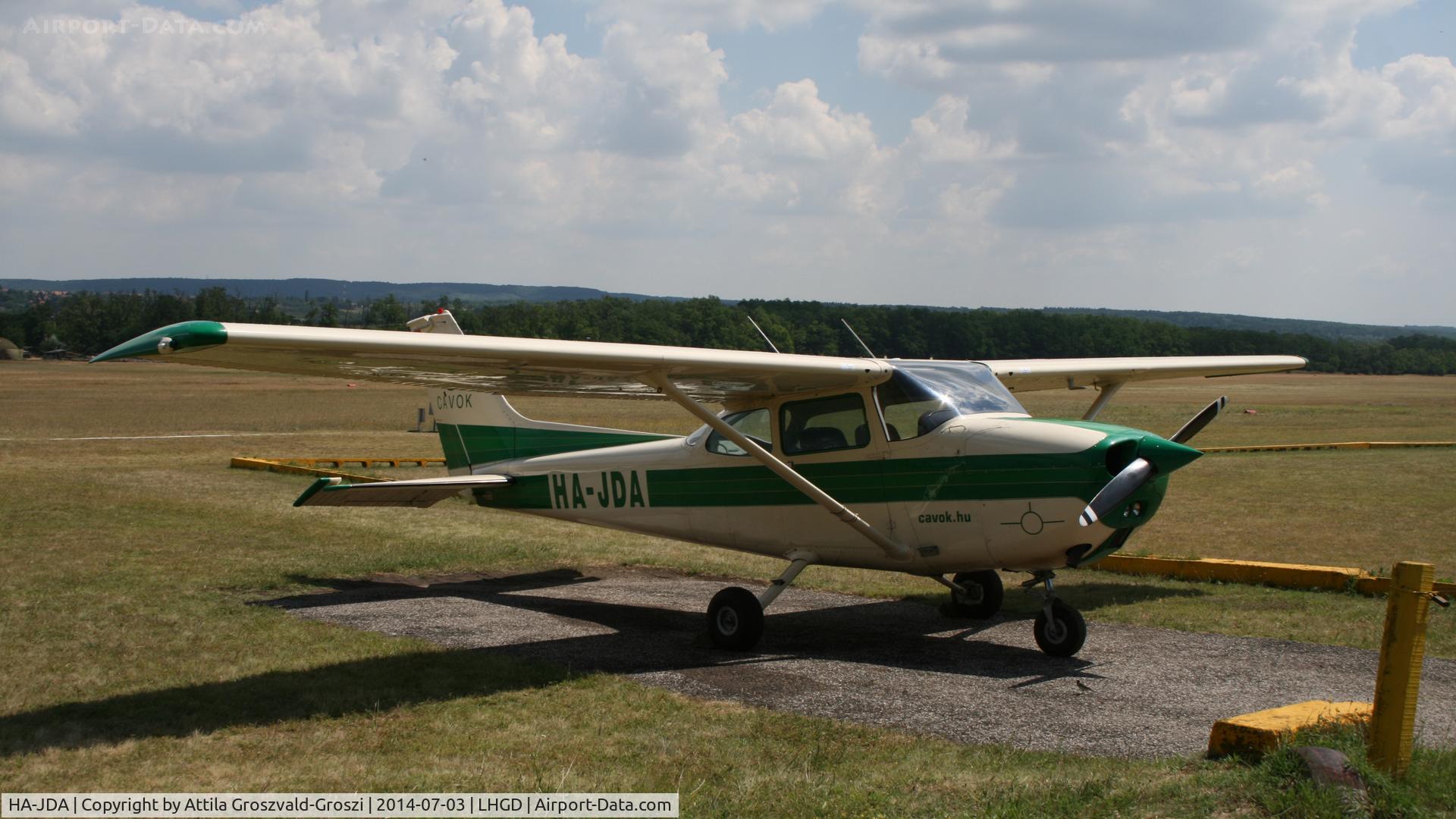 HA-JDA, Cessna 172M C/N 17264977, Gödöllö Airport, Hungary