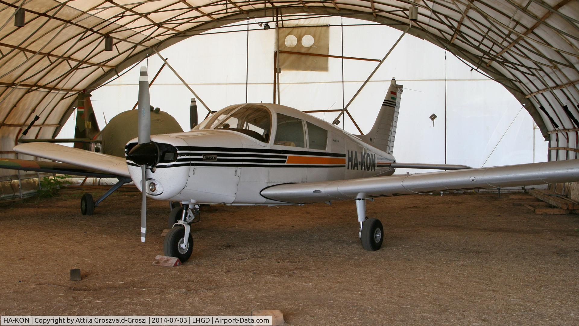 HA-KON, 1973 Piper PA-28-140 Cherokee Cruiser C/N 28-7225471, Gödöllö Airport, Hungary