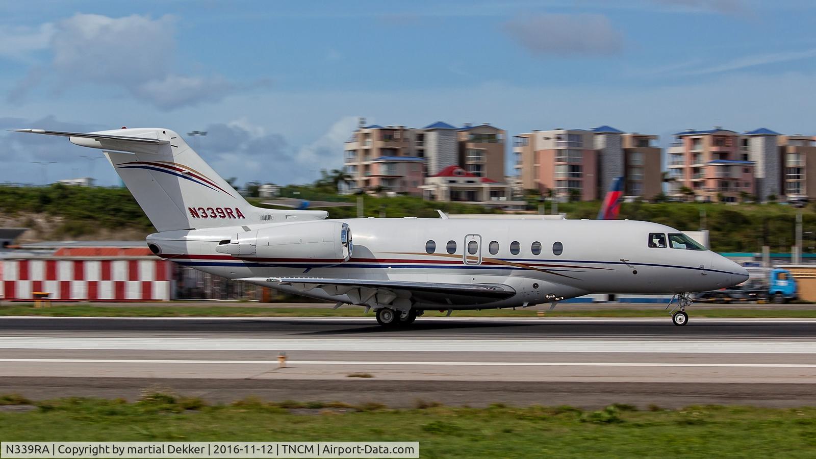 N339RA, 2008 Hawker Beechcraft 4000 C/N RC-22, Take off SXM