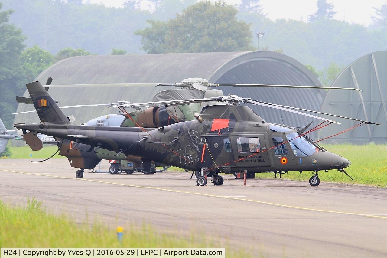H24, Agusta A-109BA C/N 0324, Belgian Army Agusta A-109BA, displayed at Creil Air Base 110 (LFPC-CSF) Open day