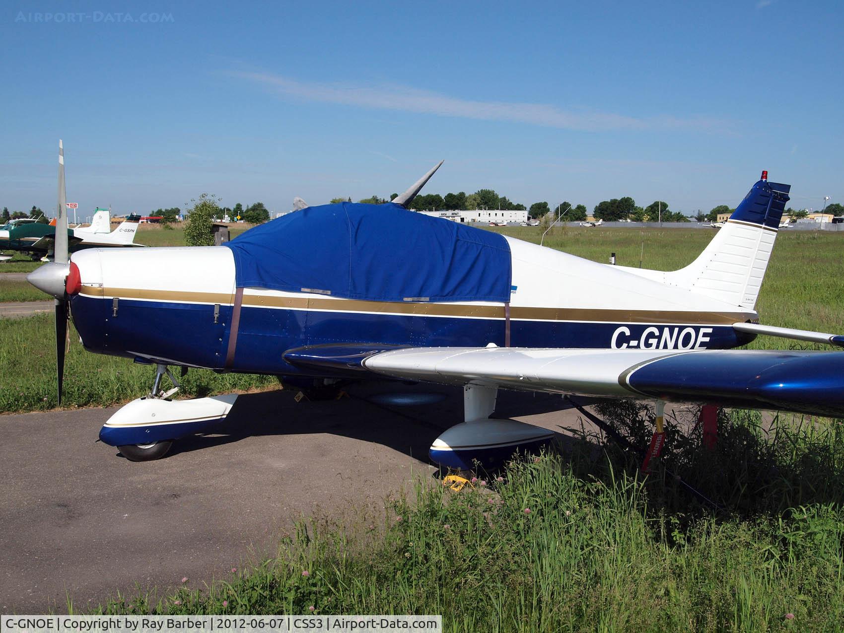 C-GNOE, 1977 Piper PA-28-140 Cherokee Cruiser C/N 28-7725196, Piper PA-28-140 Cherokee Cruiser [28-7725196] Les Cedres~C 07/06/2012