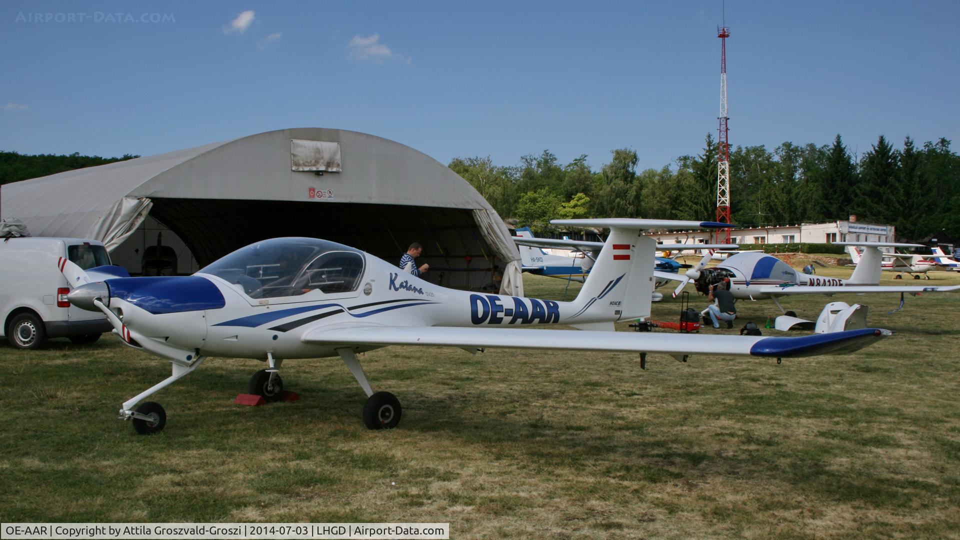 OE-AAR, HOAC DV-20 Katana C/N 20114, Gödöllö Airport, Hungary