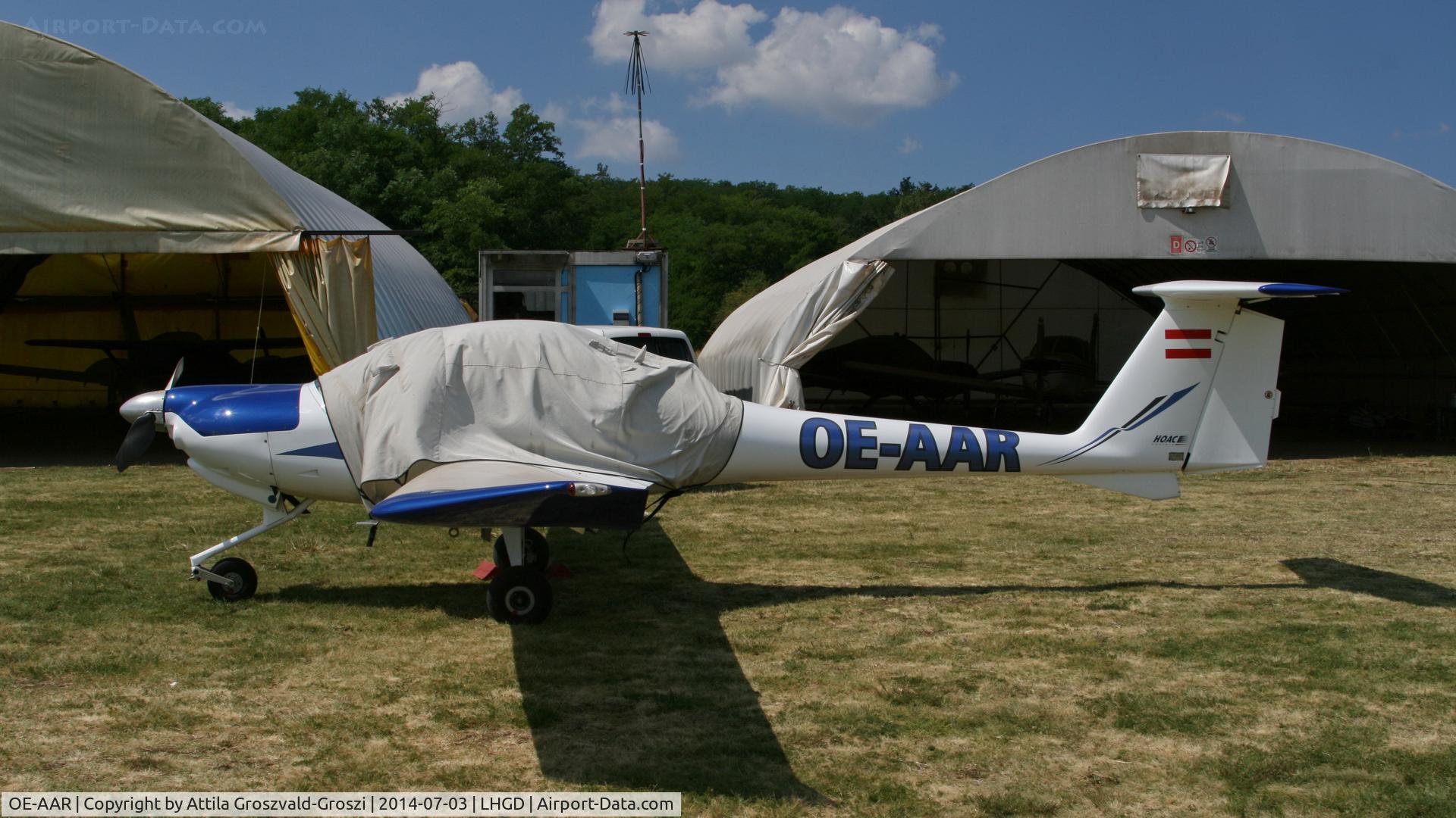 OE-AAR, HOAC DV-20 Katana C/N 20114, Gödöllö Airport, Hungary