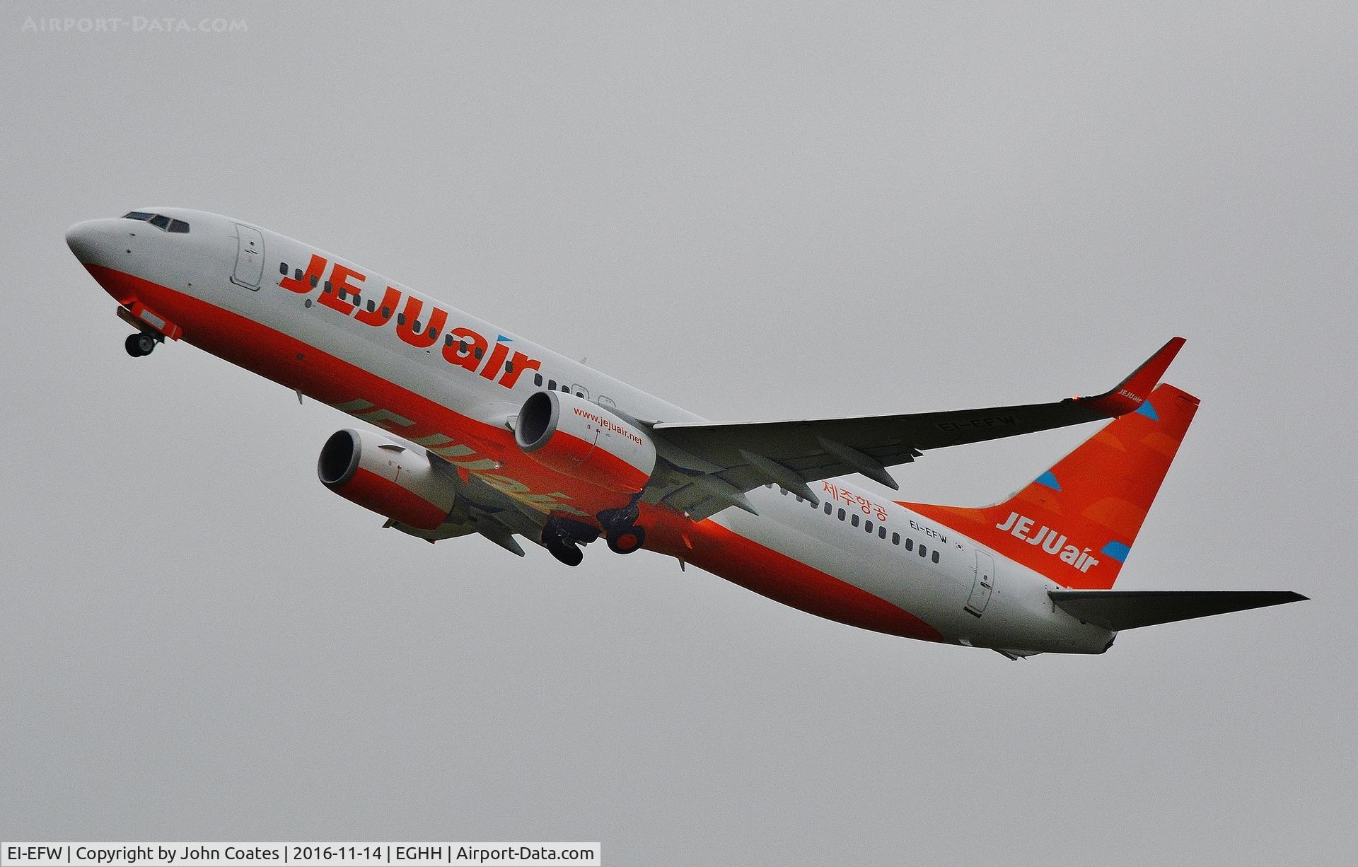 EI-EFW, 2009 Boeing 737-8AS C/N 35018, Departing after repaint