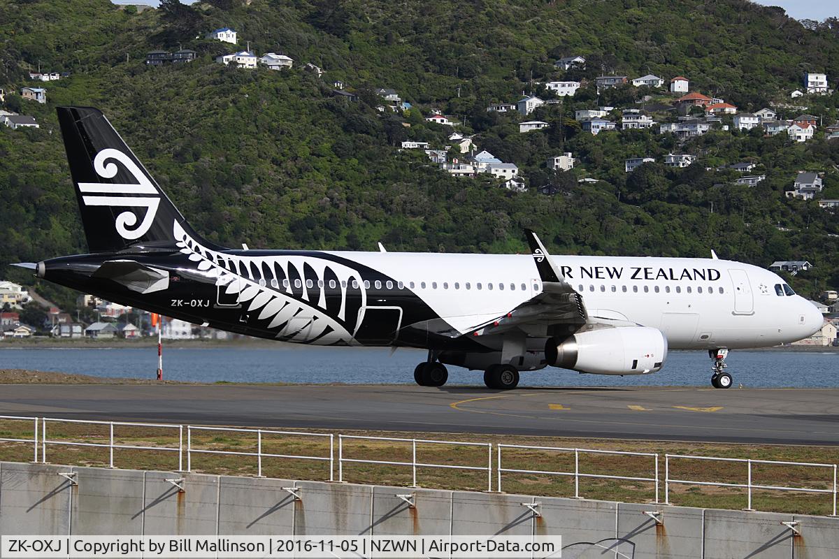 ZK-OXJ, 2015 Airbus A320-232 C/N 6694, READY ON 34