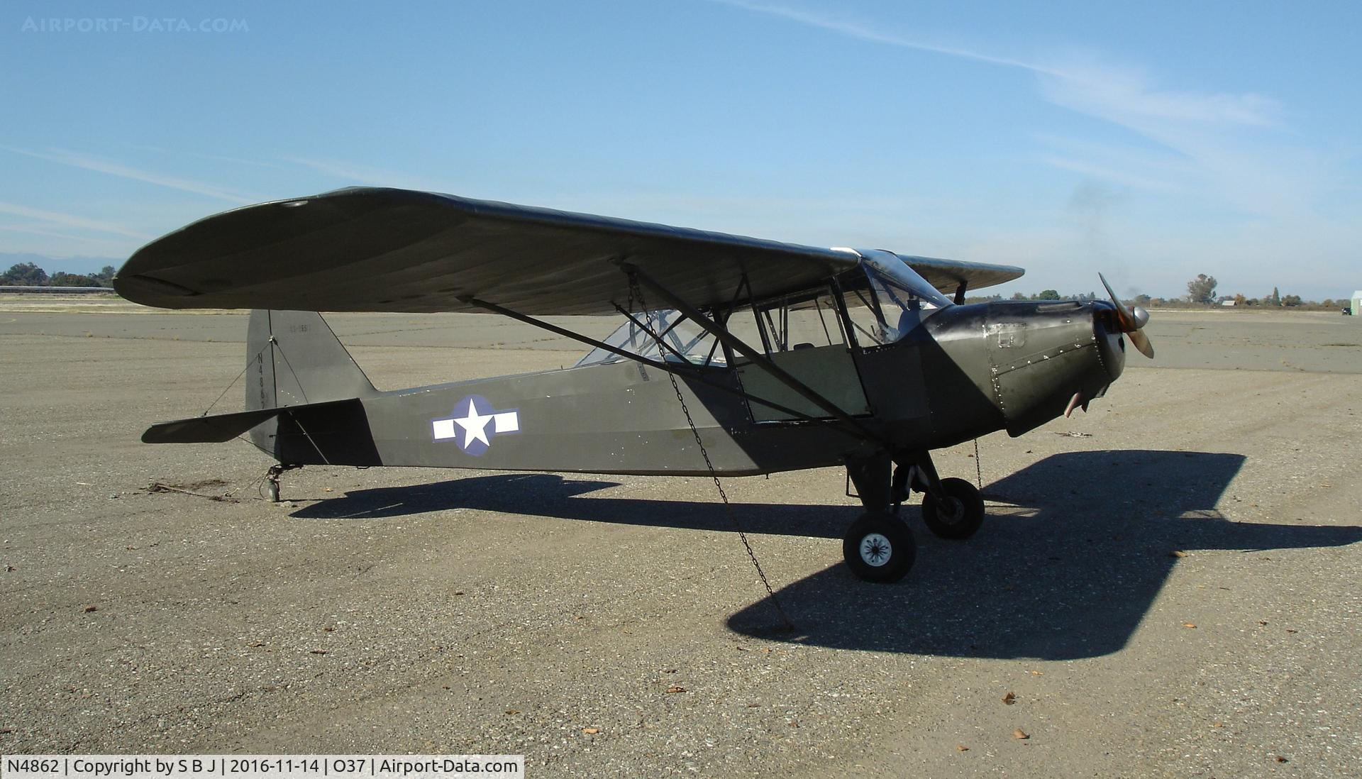 N4862, 1943 Taylorcraft DCO-65 C/N L5829 (43-26517), 862 seen at Orland airport.