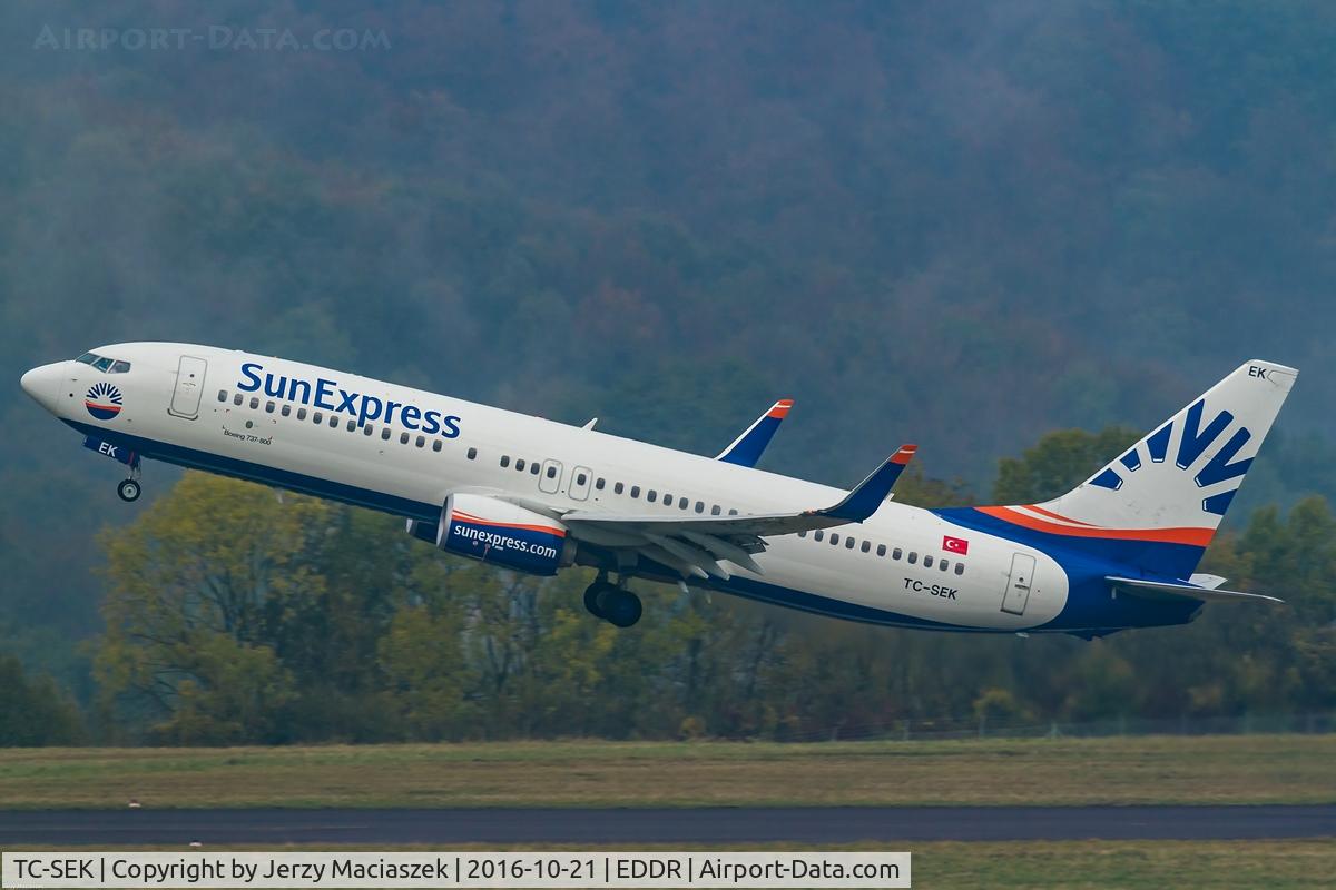TC-SEK, 2015 Boeing 737-8HC C/N 61172, Boeing 737-8HC