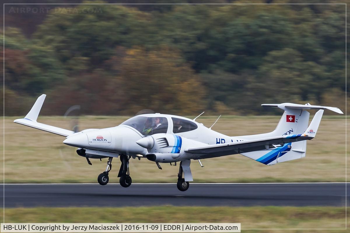 HB-LUK, 2008 Diamond DA-42 Twin Star C/N 42.337, Diamond DA-42