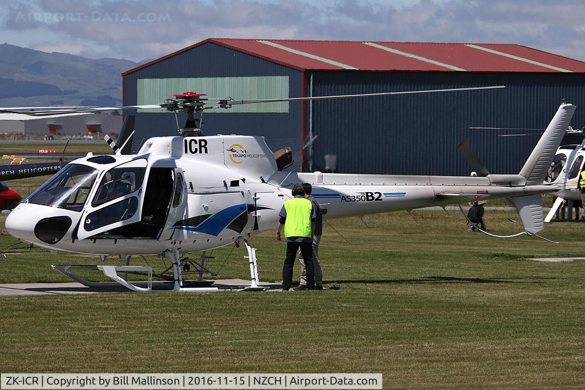 ZK-ICR, 2007 Eurocopter AS-350B-2 Ecureuil Ecureuil C/N 4225, assisting with the relief effort in Kaikoura after the 7.5 earthquake on Mon 13th left the place completely cut off.