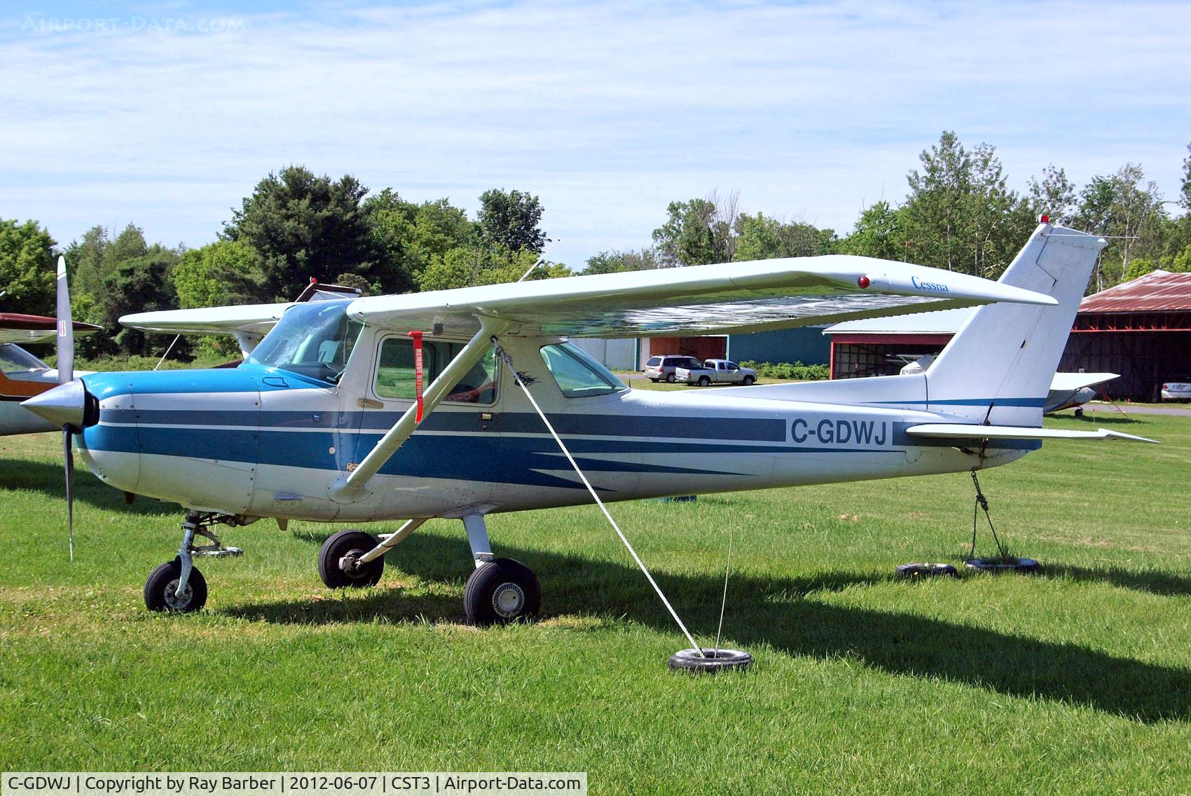 C-GDWJ, 1979 Cessna 152 C/N 15284130, Cessna 152 [152-84130] Saint-Lazare~C 07/06/2012