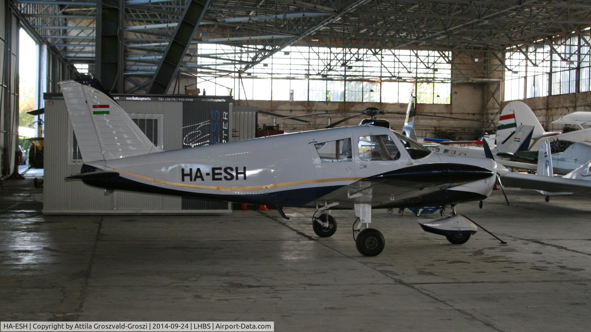 HA-ESH, Piper PA-28-140 Cherokee C C/N 28-26820, Budaörs Airport, Hungary.