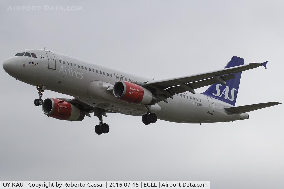 OY-KAU, 2007 Airbus A320-232 C/N 3227, Heathrow 2016