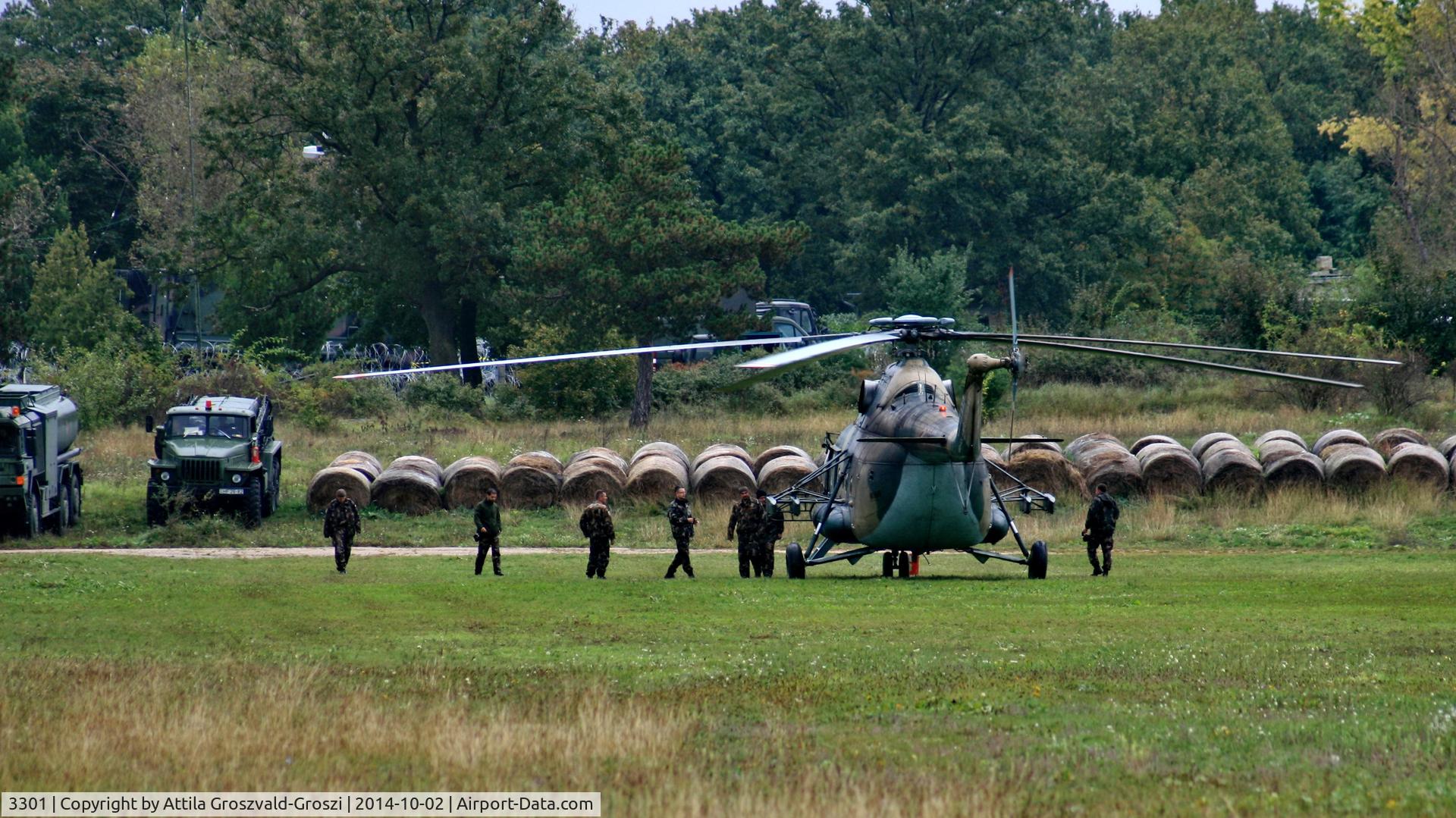 3301, 1988 Mil Mi-8T Hip C/N 98841201, Veszprém, Jutas-újmajor, Hungary