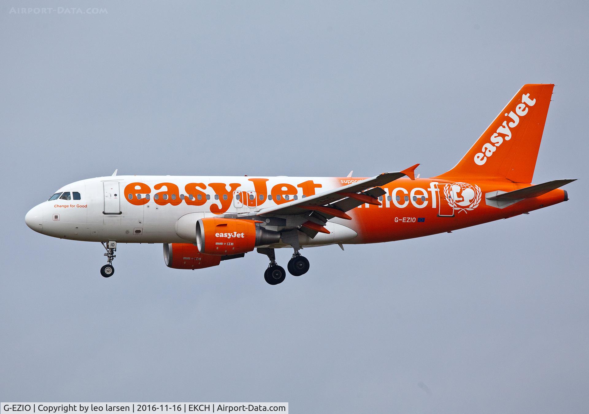 G-EZIO, 2005 Airbus A319-111 C/N 2512, Copenhagen 16.11.16