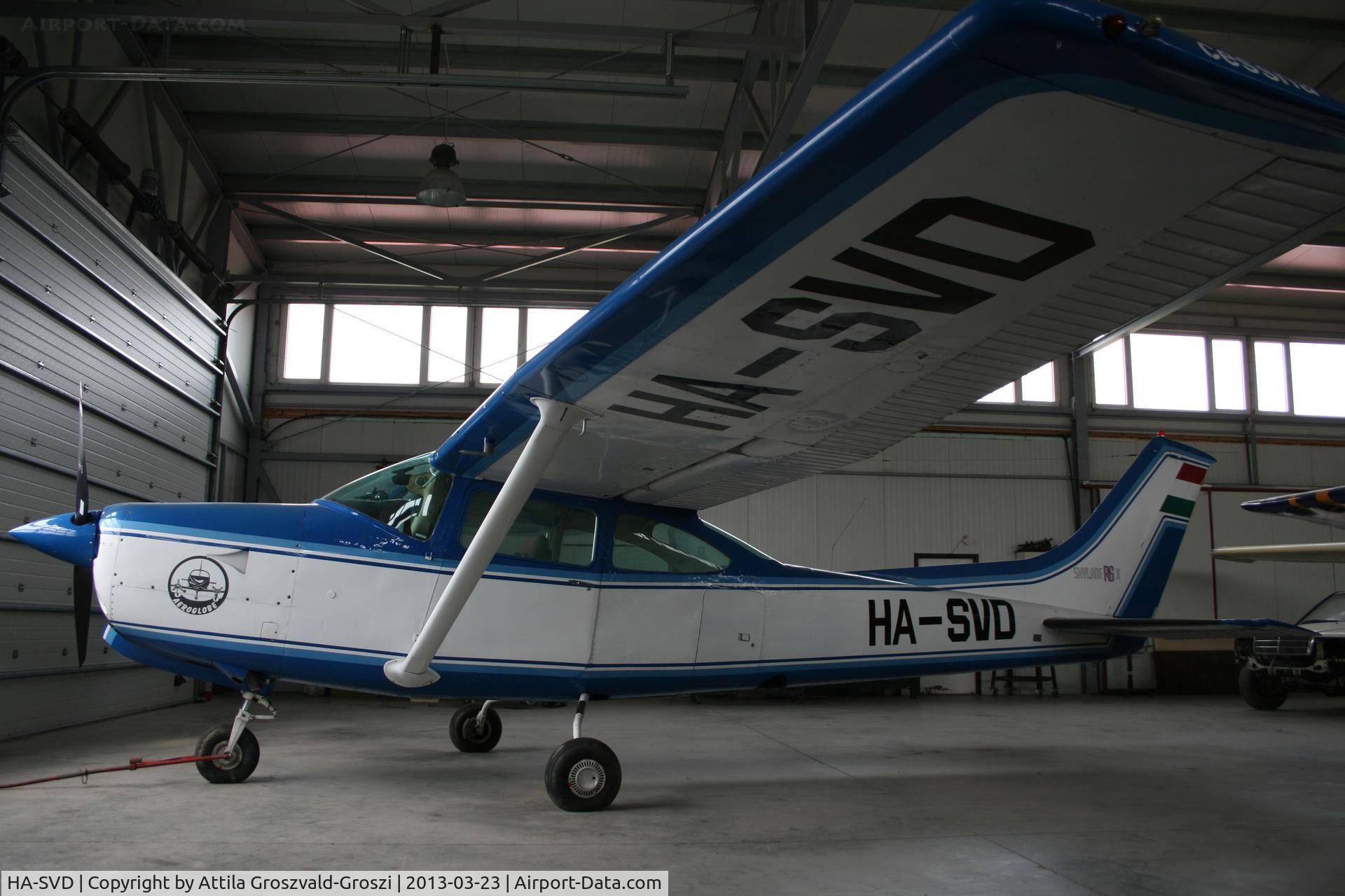 HA-SVD, 1978 Cessna R182 Skylane RG C/N R18200175, Kadarkút Airfield, Hungary