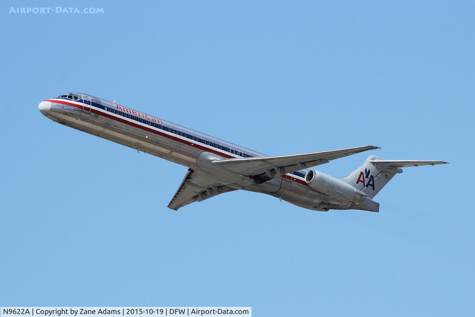 N9622A, 1998 McDonnell Douglas MD-83 (DC-9-83) C/N 53593, Departing DFW Airport
