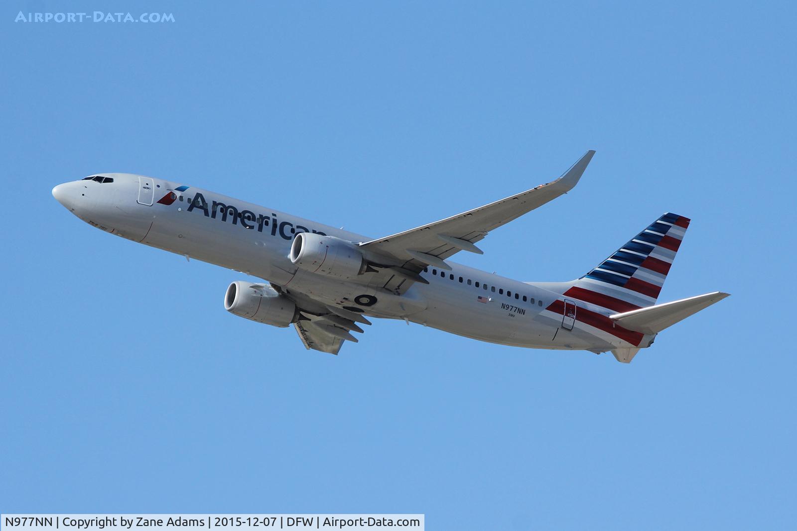 N977NN, 2015 Boeing 737-823 C/N 31225, Departing DFW Airport