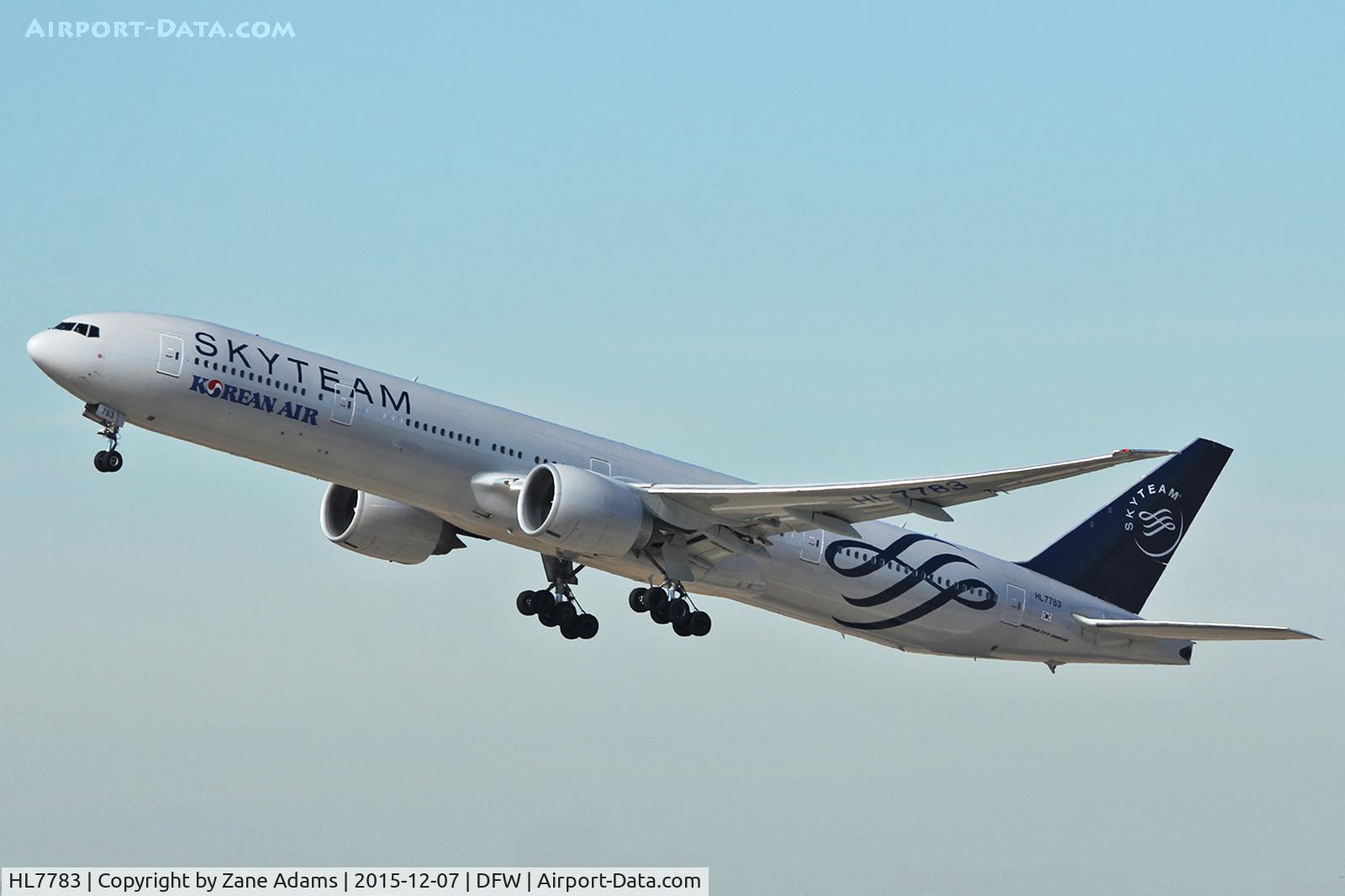 HL7783, 2009 Boeing 777-3B5/ER C/N 37644, Departing DFW Airport