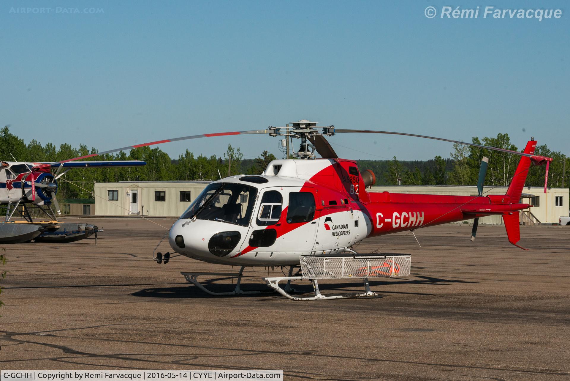 C-GCHH, 1991 Aerospatiale AS-350B-2 Ecureuil C/N 2461, Parked in front of Canadian Helicopters hangar.