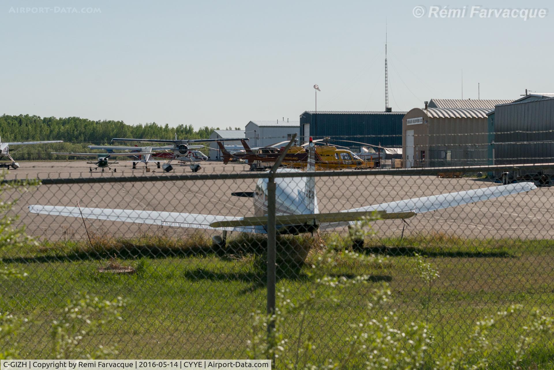 C-GIZH, 1975 Piper PA-28-151 Cherokee Warrior C/N 28-7515045, Parked very NE part of airport.