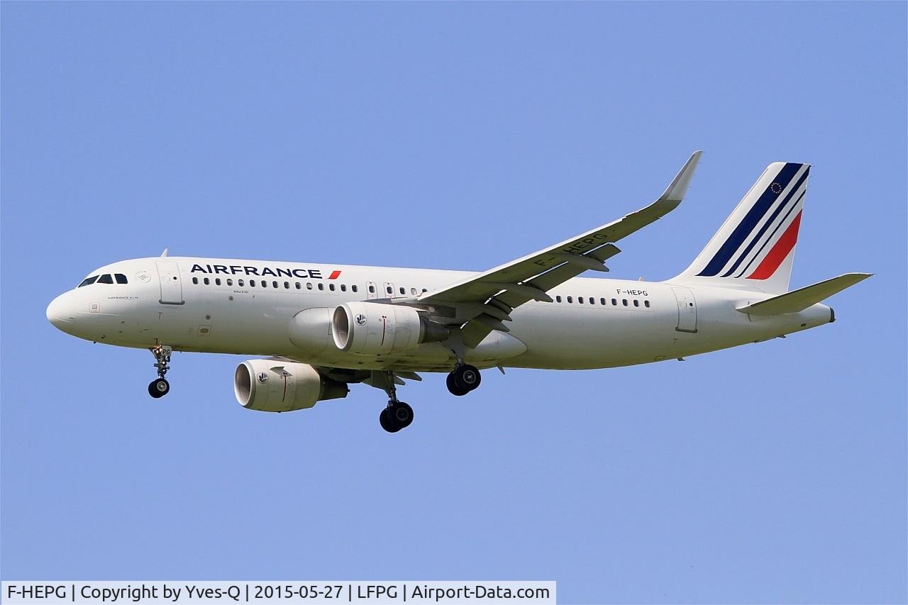 F-HEPG, 2013 Airbus A320-214 C/N 5802, Airbus A320-214, Short approach rwy 27R, Roissy Charles De Gaulle Airport (LFPG-CDG)