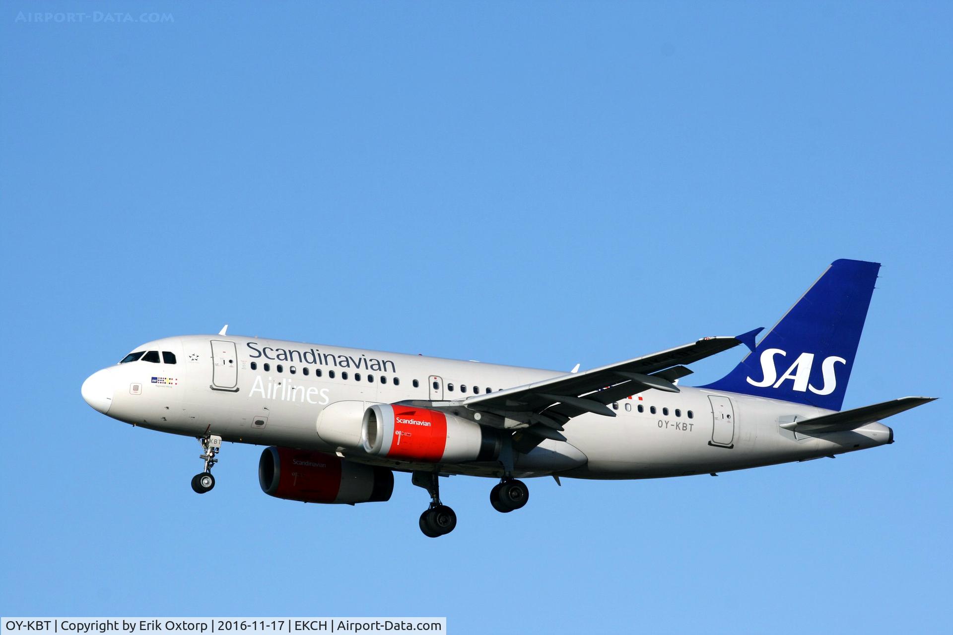OY-KBT, 2007 Airbus A319-131 C/N 3292, OY-KBT landing rw 22L