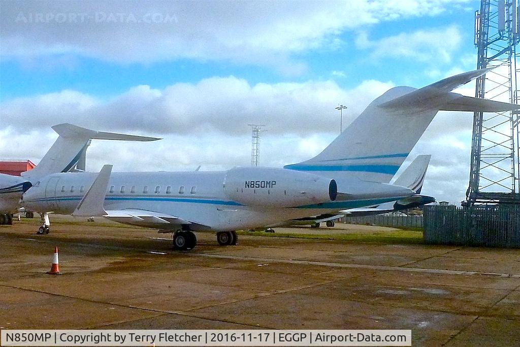 N850MP, 2016 Bombardier BD700-1A10 Global 6000 C/N 9733, 2016 Bombardier BD700-1A10 Global 6000, c/n: 9733 at Luton