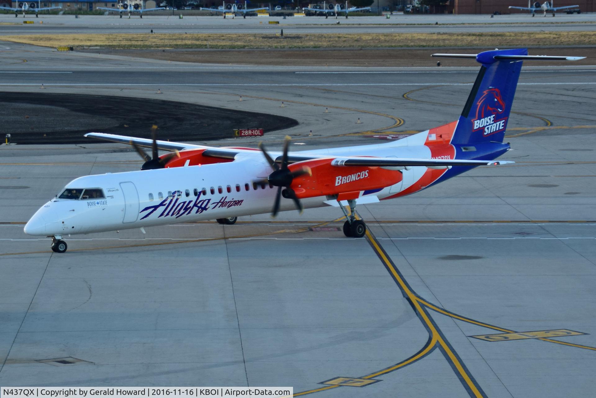 N437QX, 2009 De Havilland Canada DHC-8-402Q Dash 8 C/N 4240, Taxing onto Alaska ramp from RWY 28R.