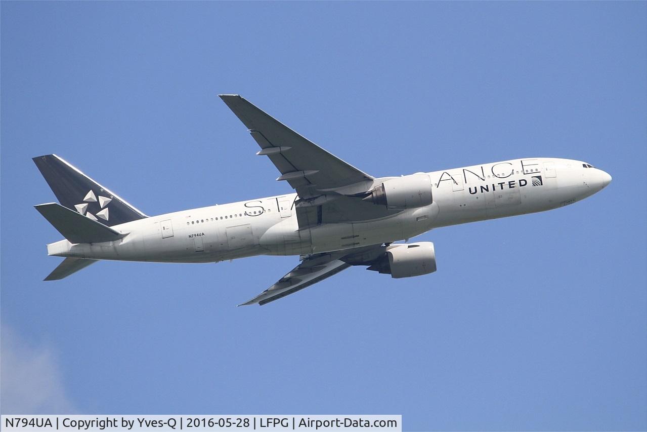 N794UA, 1997 Boeing 777-222 C/N 26953, Boeing 777-222, Take off rwy 06R, Roissy Charles De Gaulle airport (LFPG-CDG)