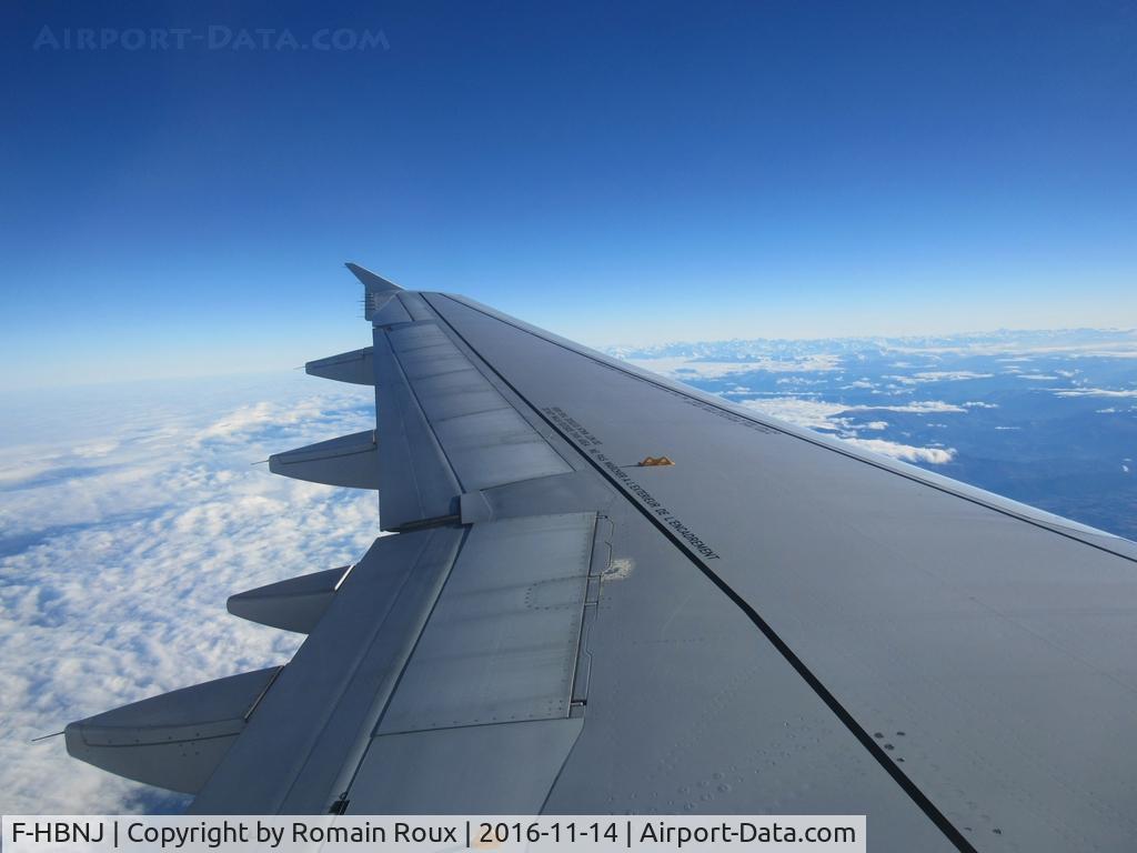 F-HBNJ, 2011 Airbus A320-214 C/N 4908, In flight