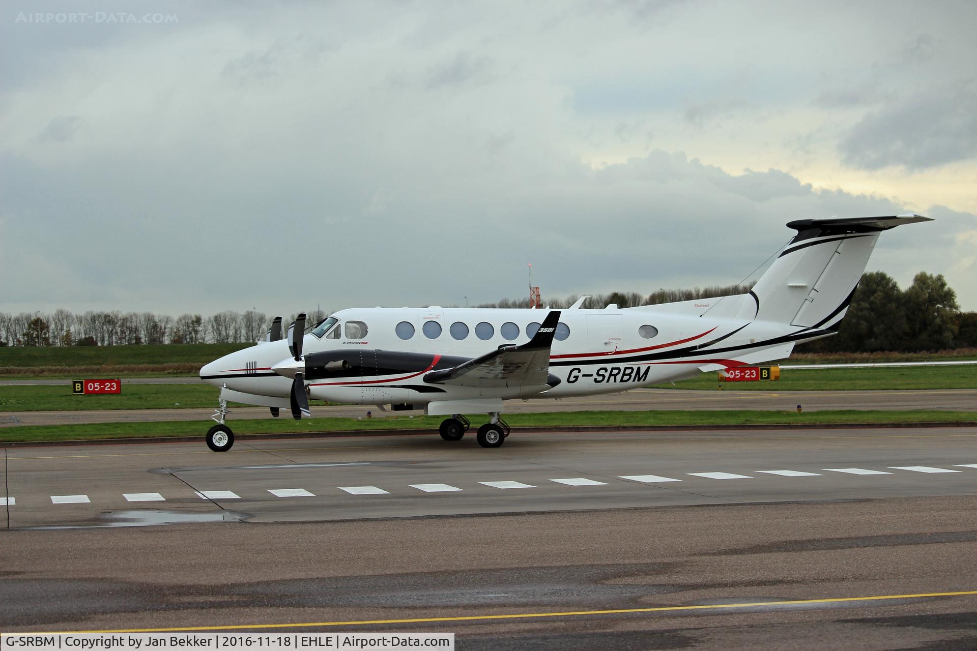G-SRBM, 2016 Beechcraft 350i King Air (B300) C/N FL-1072, Lelystad Airport
