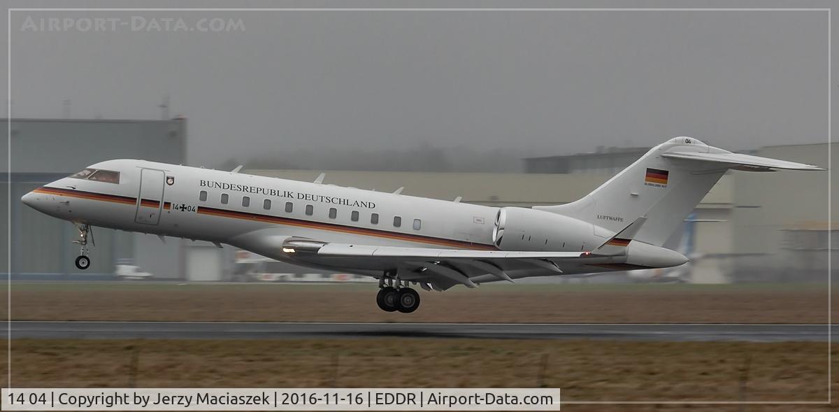 14 04, 2011 Bombardier BD-700-1A11 Global 5000 C/N 9417, Bombardier BD-700-1A11