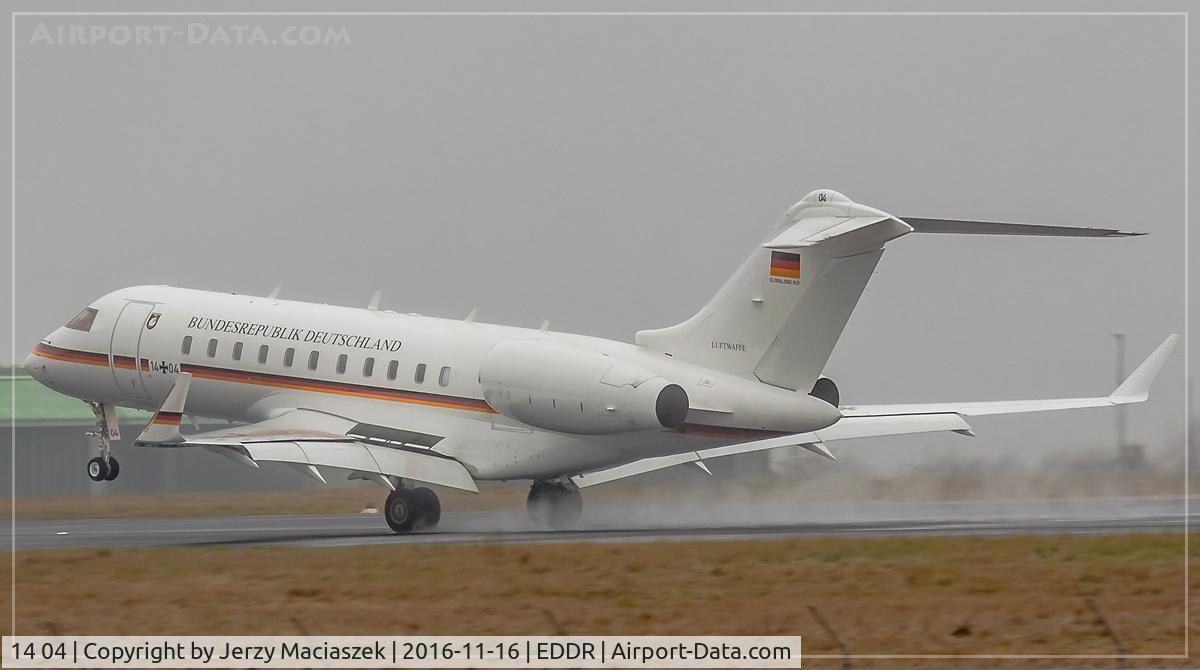 14 04, 2011 Bombardier BD-700-1A11 Global 5000 C/N 9417, Bombardier BD-700-1A11